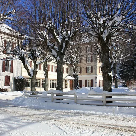 Western Grand De Paris &