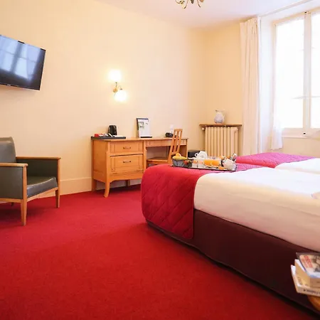 Western Grand De Paris & Hotel