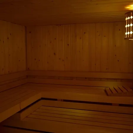 Western Grand De Paris & 3* Villard-de-Lans