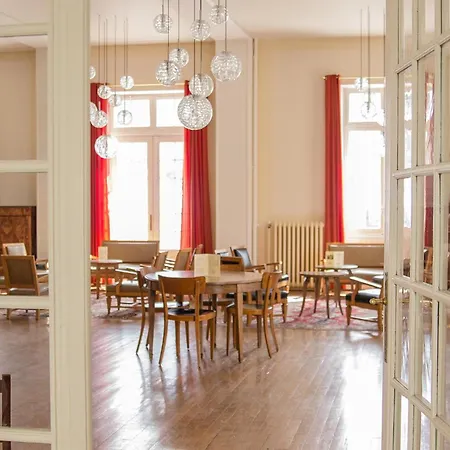 Western Grand De Paris & Hotel