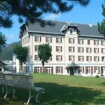 Western Grand De Paris &