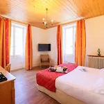 Western Grand De Paris &