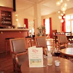 Otel Western Grand De Paris &