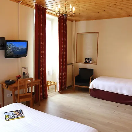 Western Grand De Paris & Hotel