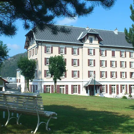 Western Grand De Paris &