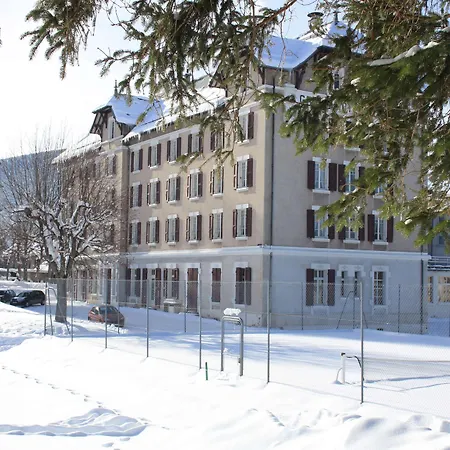 Western Grand De Paris & Hotel 3*