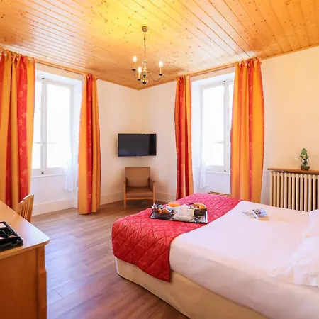Western Grand De Paris &