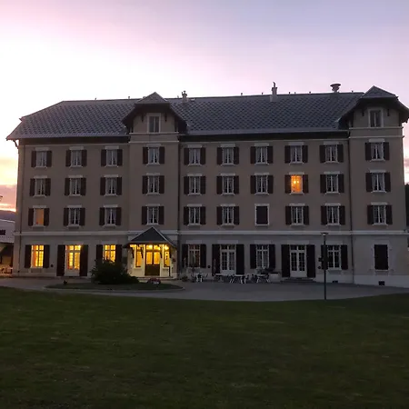 Western Grand De Paris & 3* Villard-de-Lans