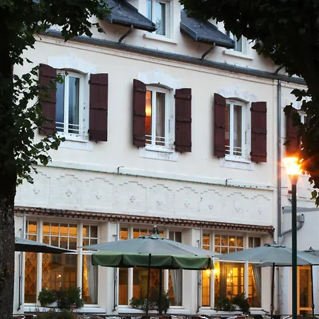 Western Grand De Paris & 3*