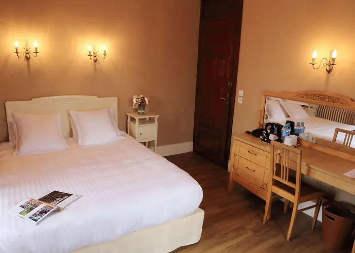 Отель Western Grand De Paris &