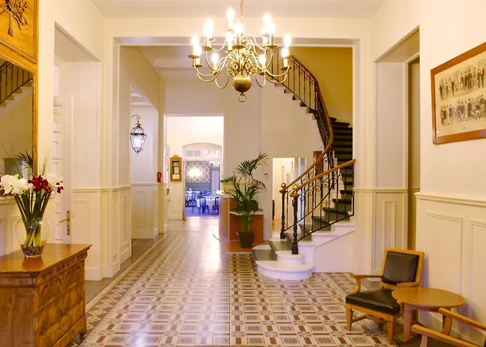 Western Grand De Paris & Отель Виллар-де-Ланс