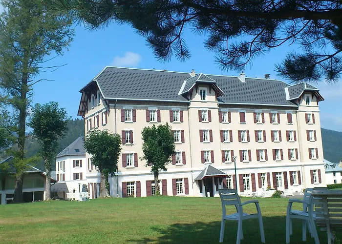 Western Grand De Paris &