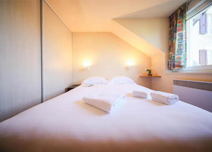 Отель Western Grand De Paris & 3*