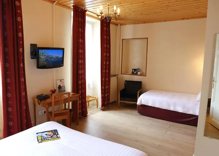 Western Grand De Paris &